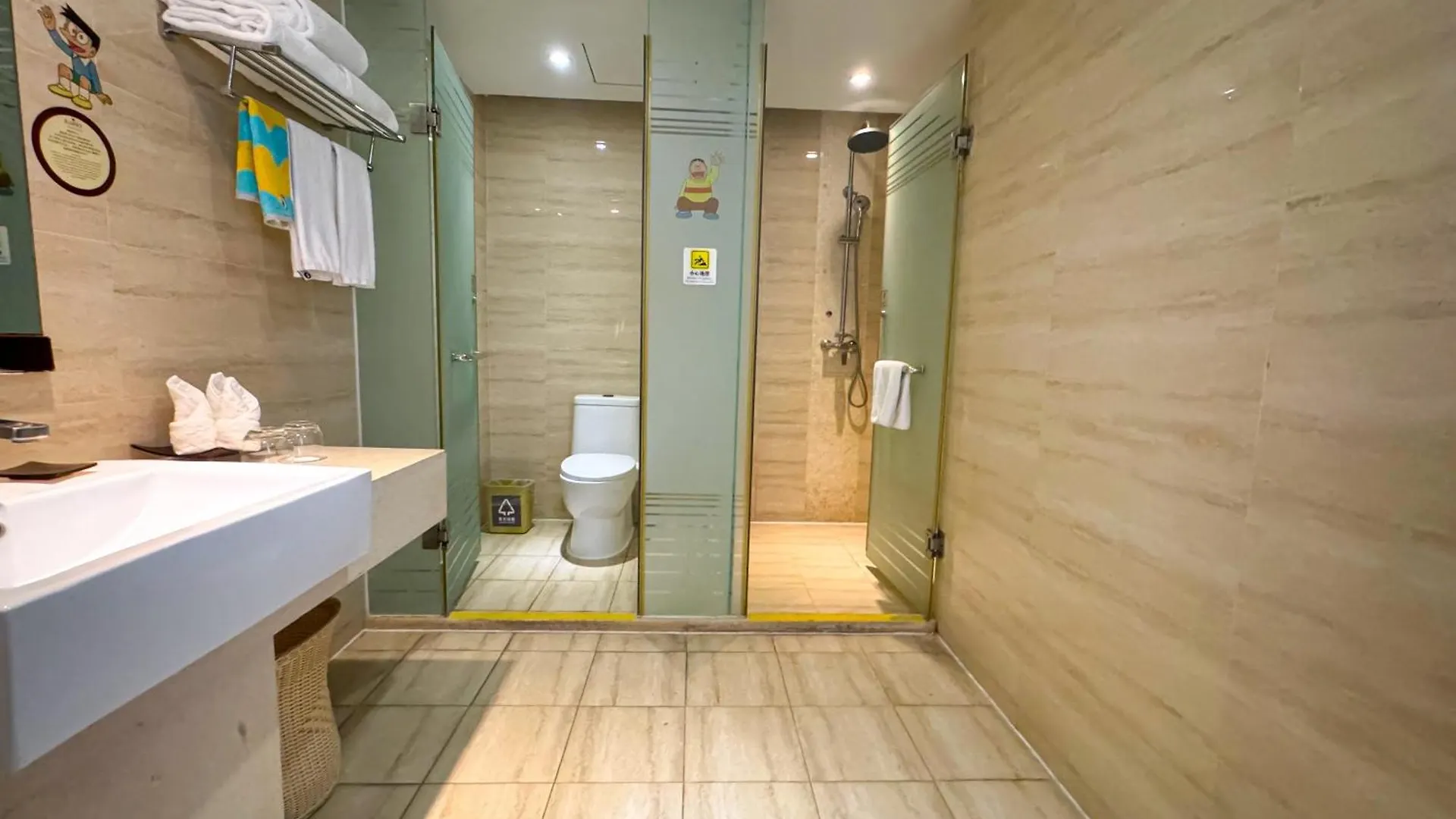 Barry Boutique Hotel Санья